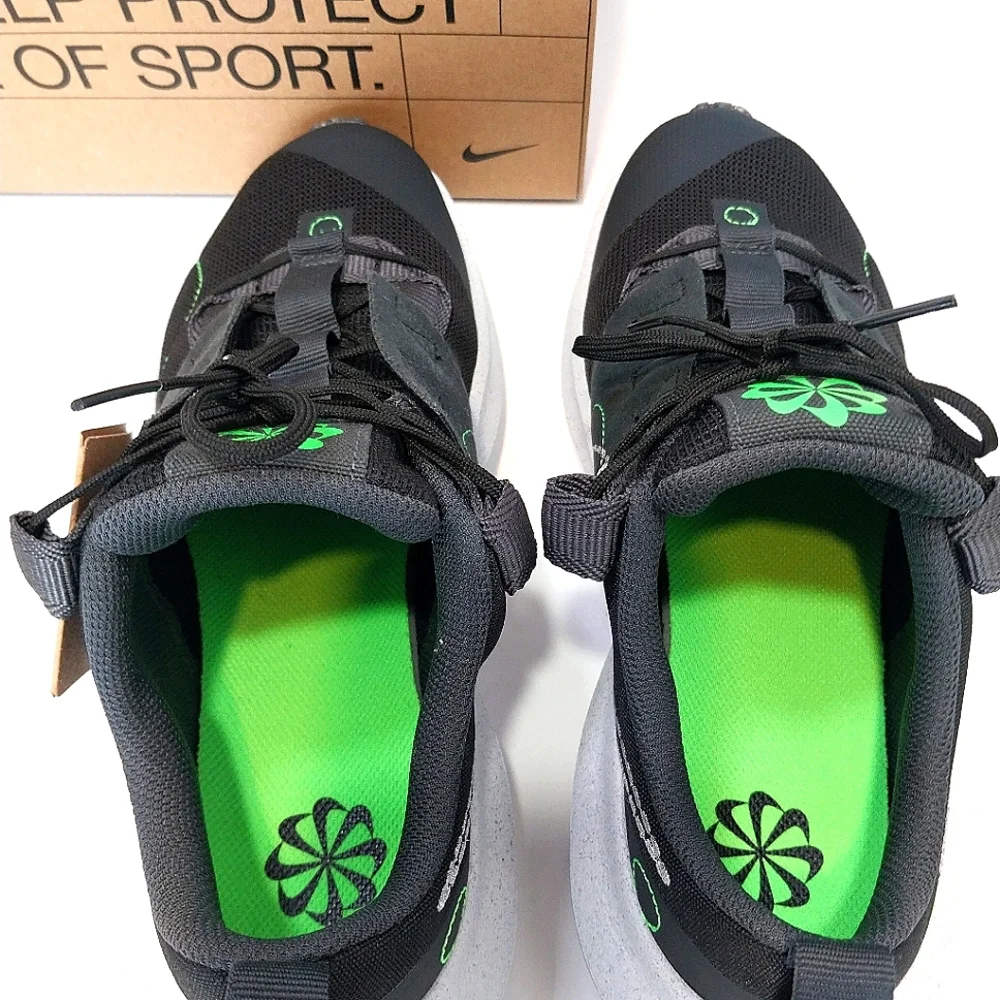 Nike Crater Impact Sneakers, NEW, Size 6.5Y| 8W| EUR‎ 39